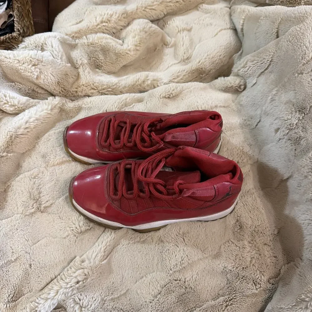 Size 8.5 - Jordan 11 Retro High Win Like '96
